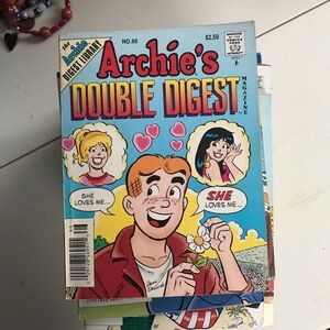 Archie's Double Digest Comic Book #66- Blue Cover